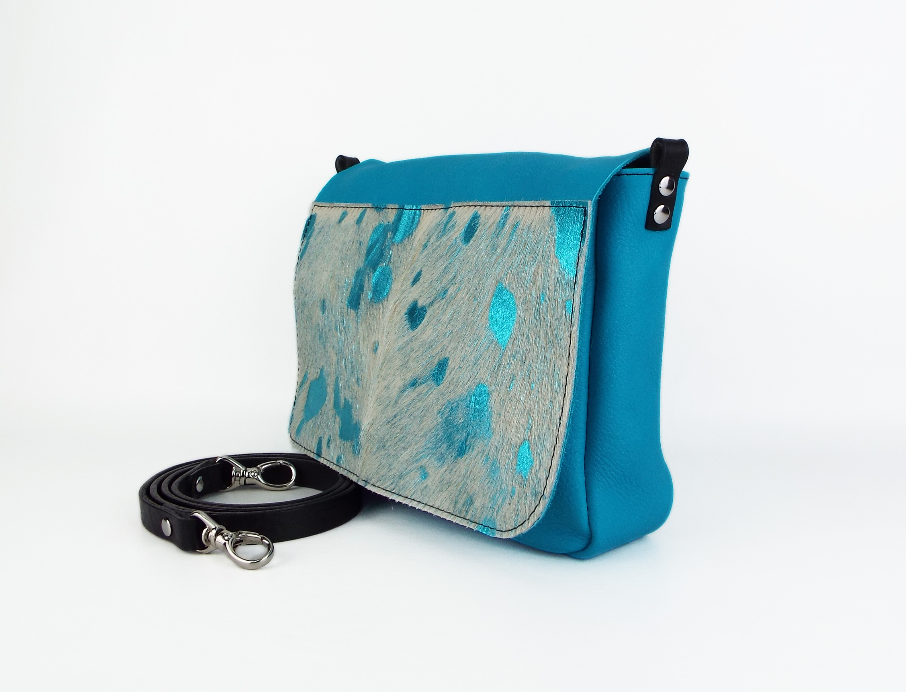 leather handbags and leather purses